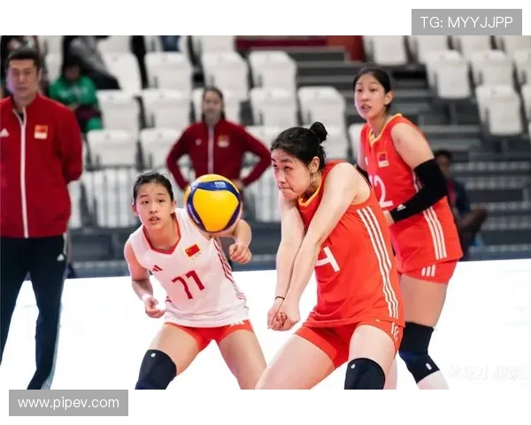 杭州排球队在世锦赛中的团队协作展现出无与伦比的默契与实力 杭州排球队在世锦赛中的团队协作展现出无与伦比的默契与实力