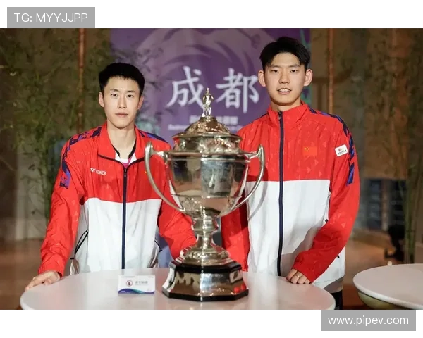 羽毛球传奇:见证成都羽毛球队从低谷到巅峰的奋斗历程 羽毛球传奇:见证成都羽毛球队从低谷到巅峰的奋斗历程