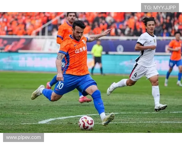 上海足球队防反战术解析：如何在比赛中逆转局势与提升竞争力