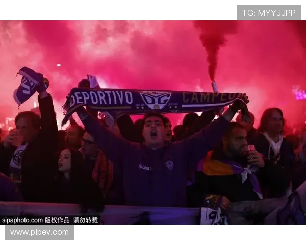 巴西足球明星魅力四射帅气无比引领全球球迷热潮